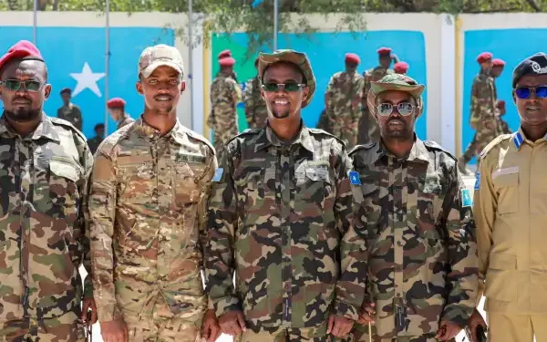 Madaxweynaha HirShabelle oo Jowhar tababar ugu soo xiray 300 oo daraawiishta Dowlad Goboleedka HirShabelle ah
