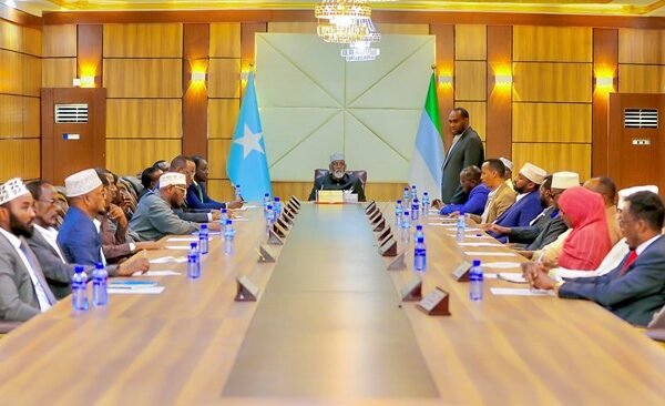 Golaha Wasiirada Jubbaland oo Dowladda Federaalka ku eedeeyay inay colaad ka hurinayso Gobolka Gedo