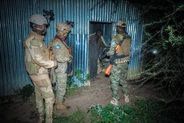 Ciidanka Jubbaland oo howlgal ay ka sameeyeen magaalada Kismaayo ku diley xubno ka tirsan Kooxda Al-Shabab