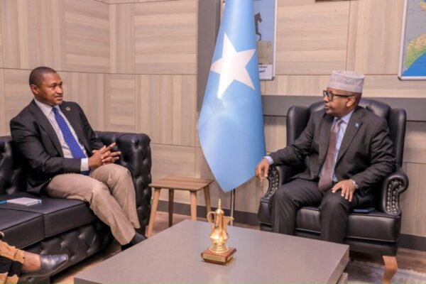 Wasiirka Arrimaha Dibadda oo la kulmay Agaasime goboleedka UNHCR