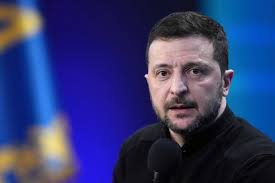 Volodymyr Zelensky oo soo bandhigay shuruudo uu shaqada uga tagi karo
