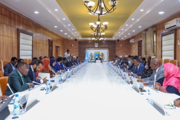 Somalia’s cabinet ministers held meeting in Mogadishu, approve agreements
