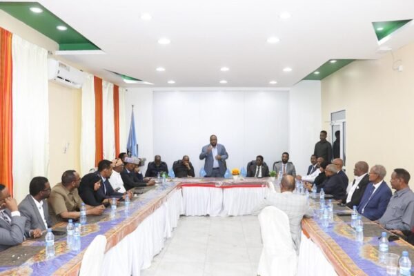 DF iyo maamulka SSC-Khaatumo oo iska kaashanaya ka shaqeynta arrimaha amniga